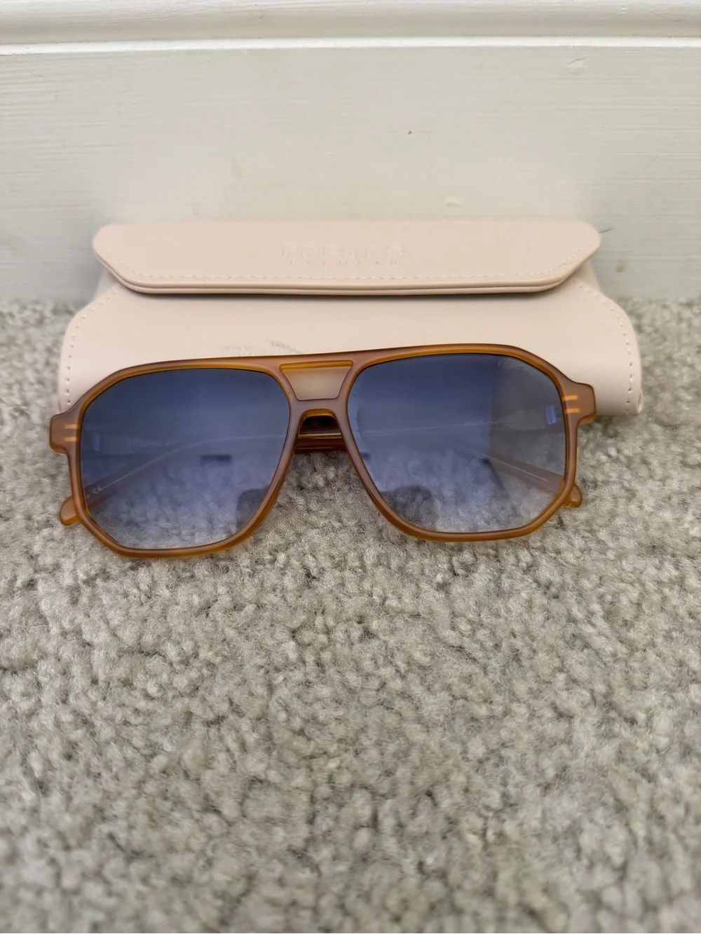 Fryers Billie Aviator Sunglasses  EXCELLENT CONDITION 100% UV Protection